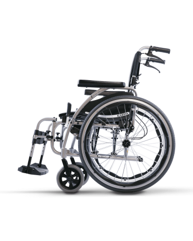 La Silla de Ruedas Ultraligera S-Ergo 125 es una silla de aluminio plegable.