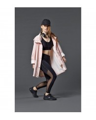 Caminando con mi Calzado con Cordones