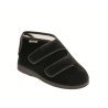 Bota terapéutica de color negro sin costuras internas con abertura extra ancha y velcro.