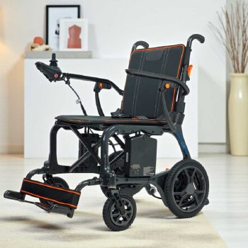 Silla de ruedas eléctrica Libercar Vera ultraligera de fibra de carbono plegable.