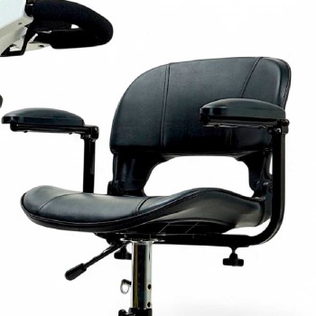 Scooter eléctrico compacto Libercar Alfa con pantalla digital y llave NFC.