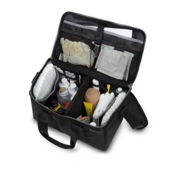 Bolsa de primeros auxilios Multy’s con bandolera acolchada y múltiples compartimentos internos.