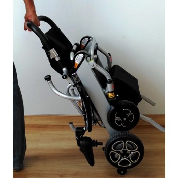 Silla de Ruedas Eléctrica Plegable Libercar Mistral