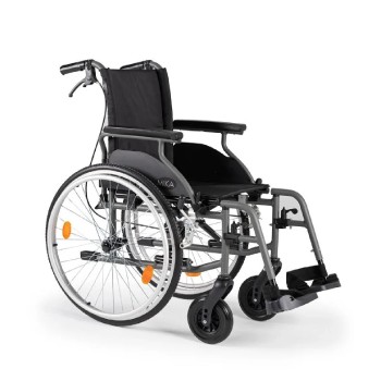 Silla de ruedas manual ligera de aluminio Wellell Mika autopropulsable con freno de acompañante.