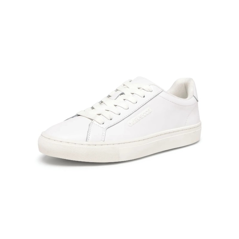 Zapatilla profesional unisex Suecos Nord de piel lisa con suela antideslizante.