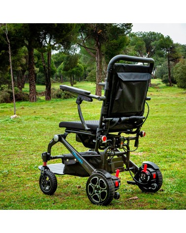 Silla de Ruedas Eléctrica Plegable Alma de Fibra de Carbono